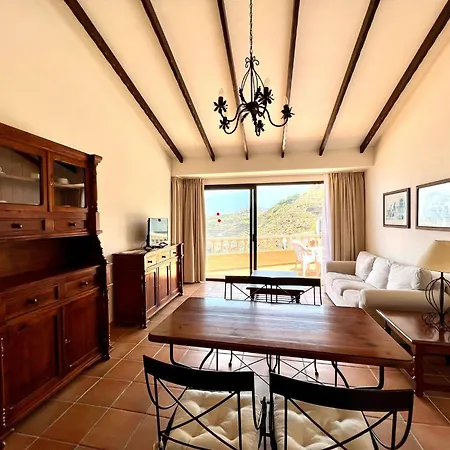 Lejlighed Two Bedrooms With Stunning Views